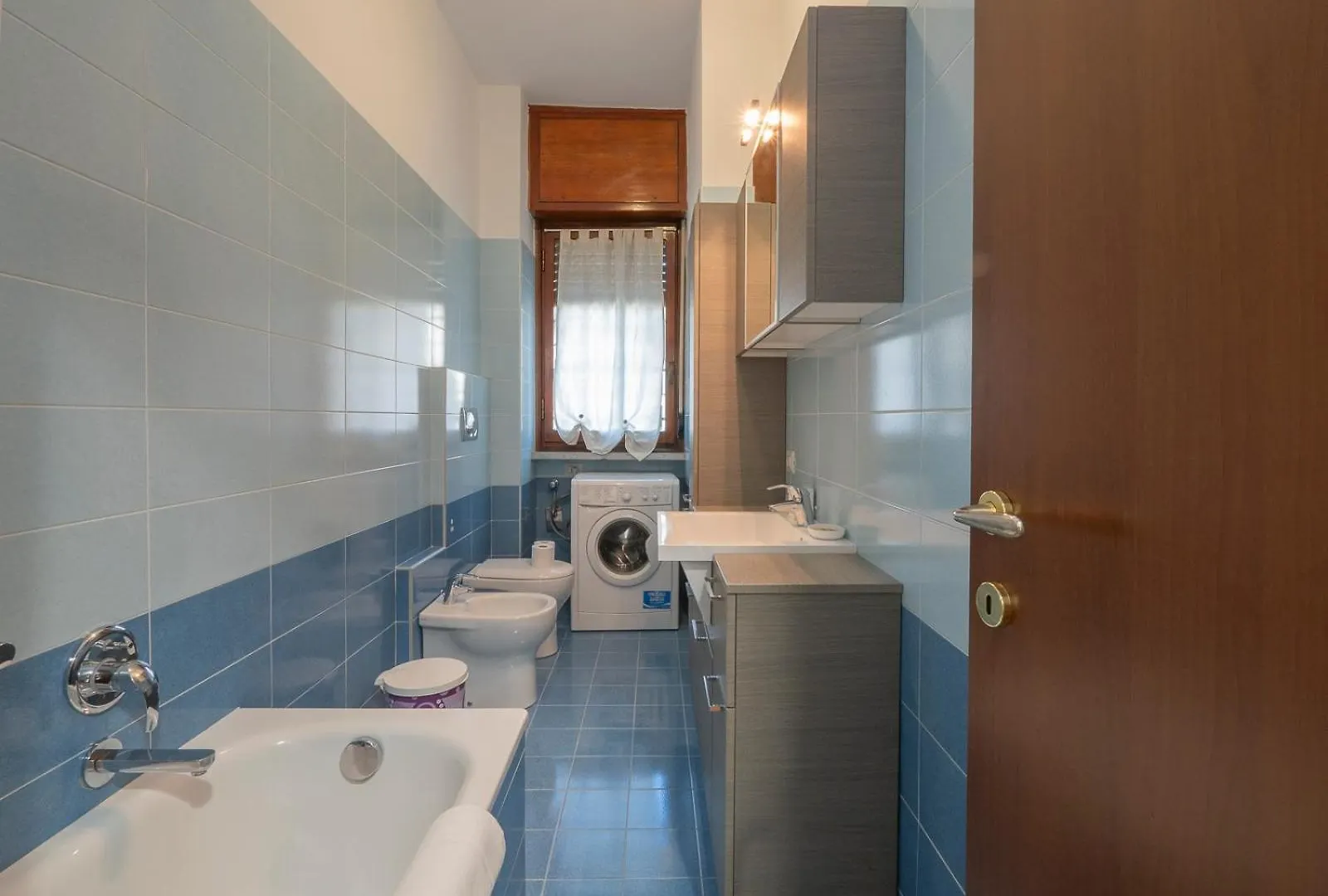 Xenia Apartments - Renovated Two-Room Apartment In Fiera Area Milan